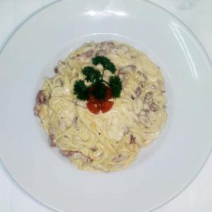 Špageti Karbonara